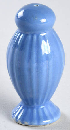 Colonial Colonial Blue (Medium) Salt Shaker