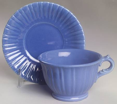 Colonial Colonial Blue (Medium) Footed Cup & Saucer Set