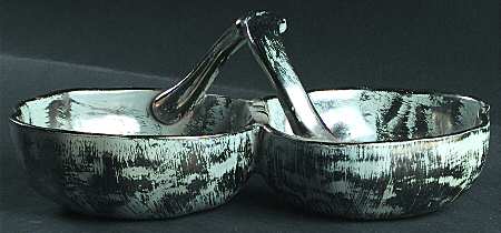 Colonial Silver (Platina) Handled Double Apple Dish