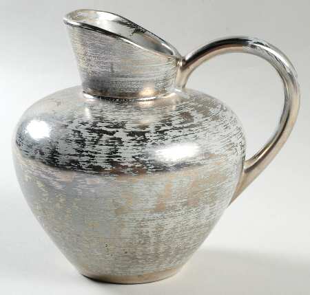 Colonial Silver (Platina) 32 Oz Pitcher