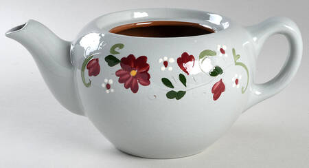 Garland Teapot No Lid