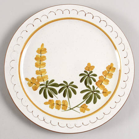 Golden Blossom (Brown Trim, Yellow Band) Dinner Plate