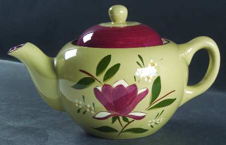 Magnolia Teapot & Lid