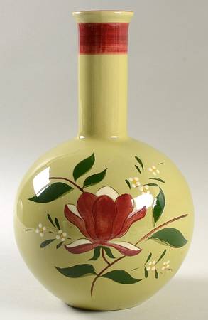 Magnolia 9" Vase