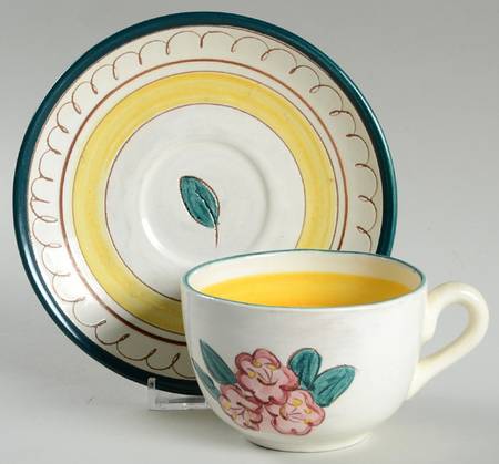 Mountain Laurel Flat Cup & Saucer Set