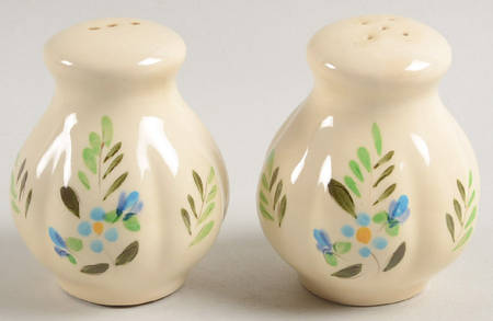 Petite Flowers Salt & Pepper Set