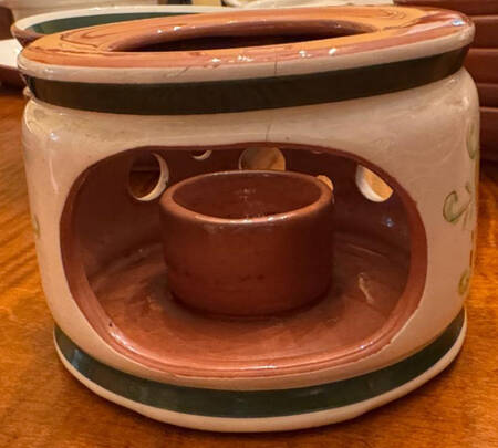 Tiger Lily China Warmer Stand