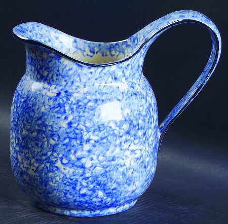 Town & Country Blue 80 Oz Pitcher
