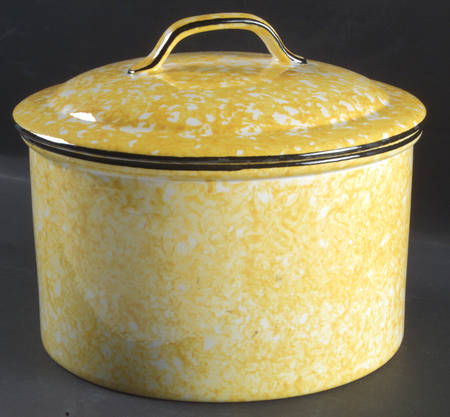 Town & Country Yellow 3 Quart Round Covered Casserole