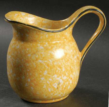 Town & Country Yellow 24 Oz Pitcher