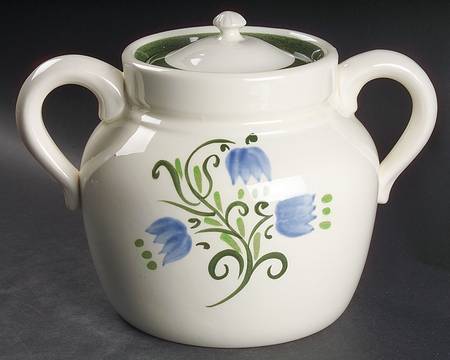 Tulip Blue Bean Pot & Lid