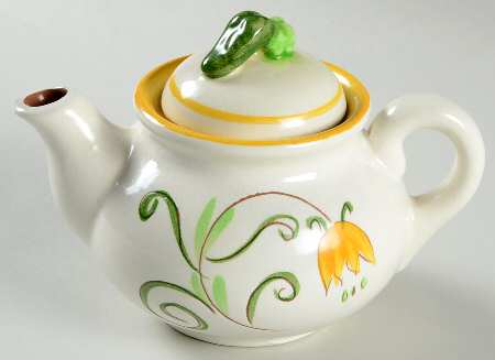 Tulip Yellow (Not Terra Rose Line) Mini Teapot & Lid