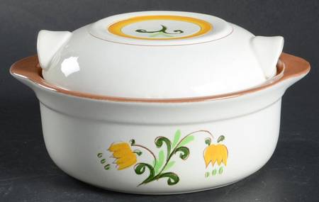 Tulip Yellow (Not Terra Rose Line) Individual Casserole & Lid
