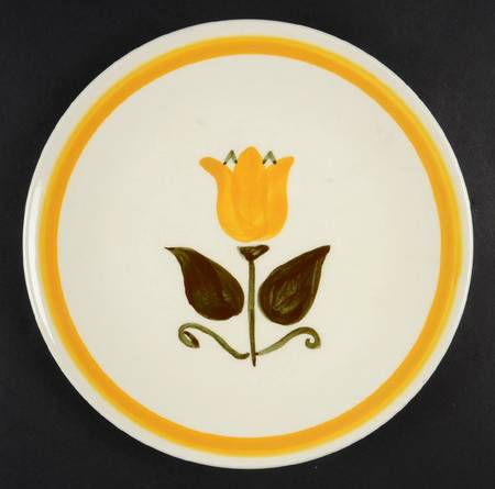 New Tulip Yellow Salad Plate