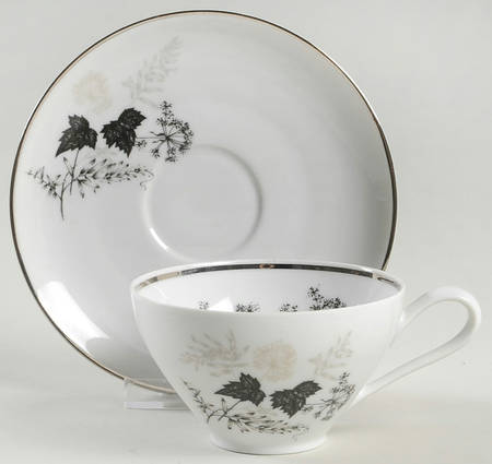 Wooddale Flat Cup & Saucer Set
