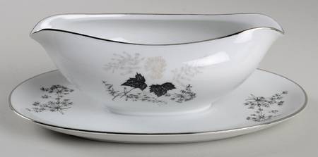 Wooddale Gravy Boat with Attached Underplate