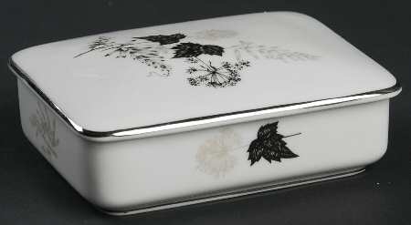 Wooddale Cigarette Box & Lid