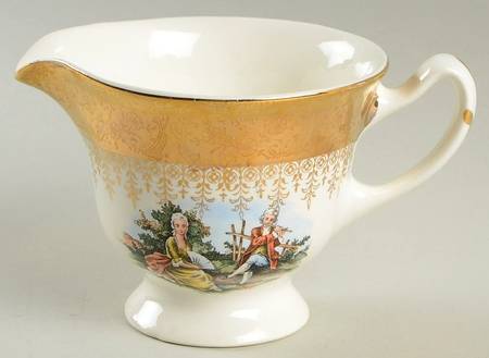 Golden Empress Creamer