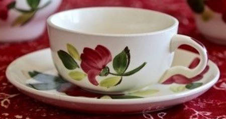 STT34 Flat Cup & Saucer Set