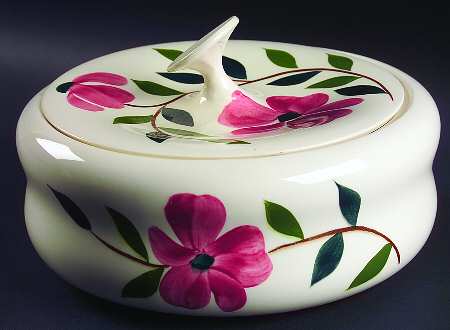 STT42 1.5 Qt Round Covered Casserole