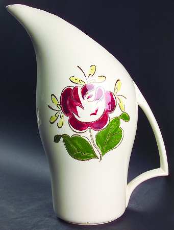 STT5 64 Oz Pitcher