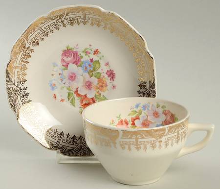 STT65 Flat Cup & Saucer Set