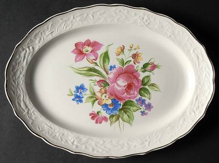 STT84 11" Oval Serving Platter