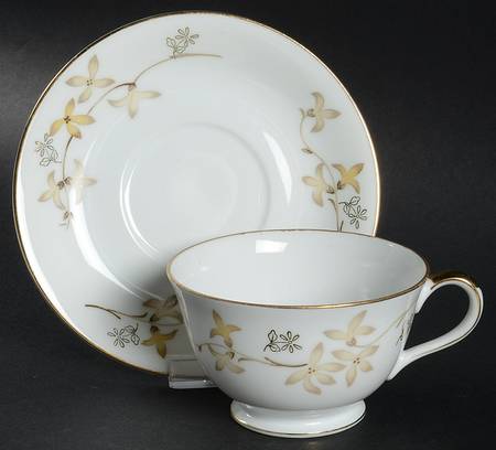 Barbara Footed Cup & Saucer Set