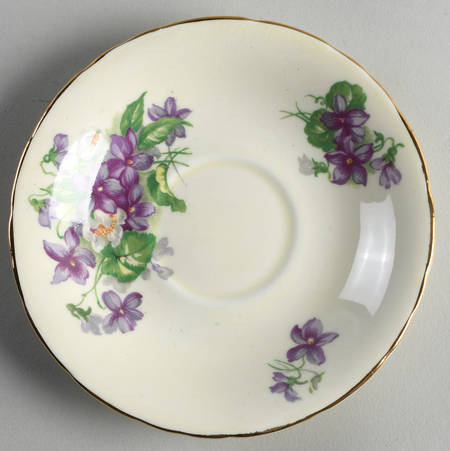 Devon Violets Saucer