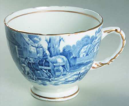 Rural Scenes Footed Cup