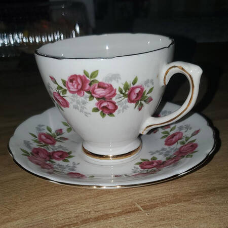 SUT11 Footed Cup & Saucer Set