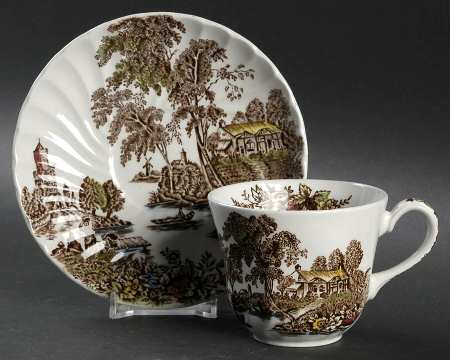 The Ferry Brown Multicolor Flat Cup & Saucer Set