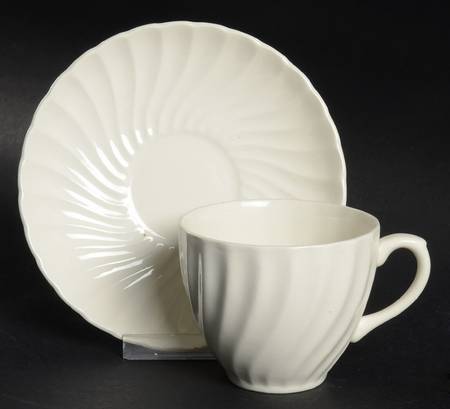 SWI3 Flat Cup & Saucer Set