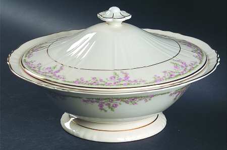 Allendale Round Covered Vegetable