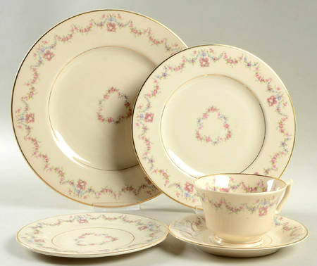 Arcadia 5 Piece Place Setting