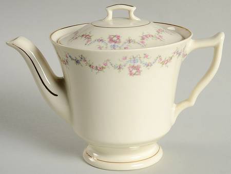 Arcadia Teapot & Lid