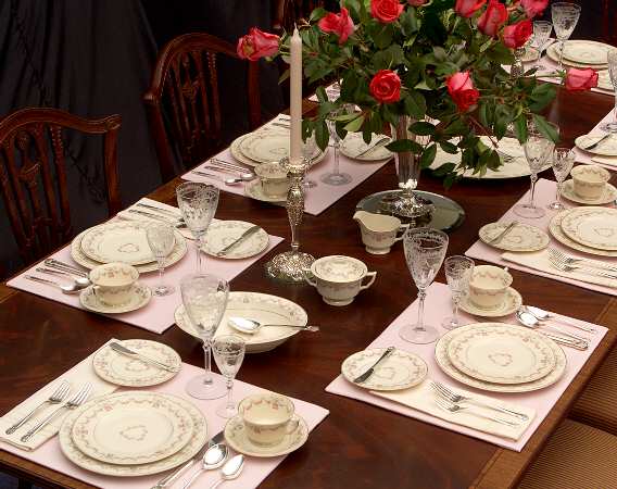Arcadia 45 Piece Estate Set