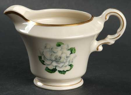 Avalon (Gold Trim) Creamer