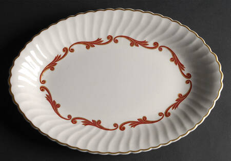 Baroque Maroon 14" Oval Serving Platter