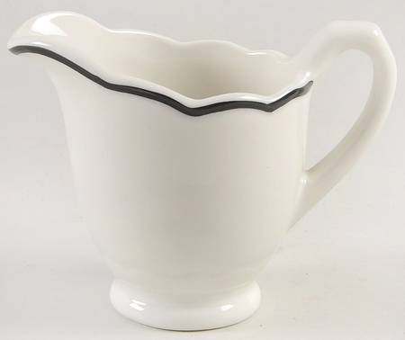 Black Platinum Creamer