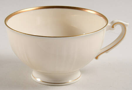Brantley Footed Cup