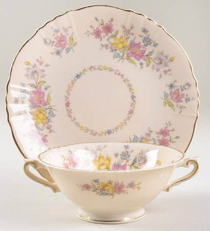 Briarcliff Footed Cream Soup Bowl & Saucer Set