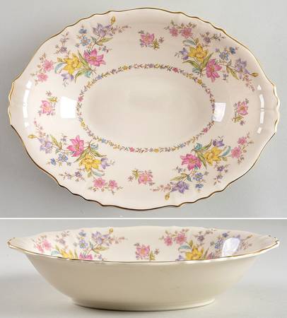 Briarcliff 9" Oval Vegetable Bowl