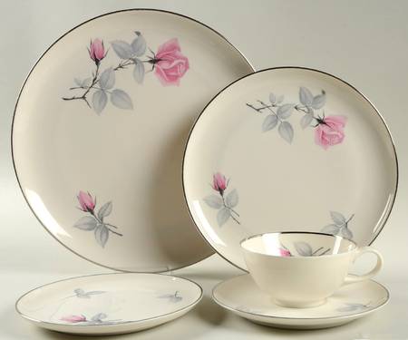 Bridal Rose 40 Piece Estate Set