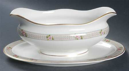 Briar Rose Gravy Boat with Attached Underplate