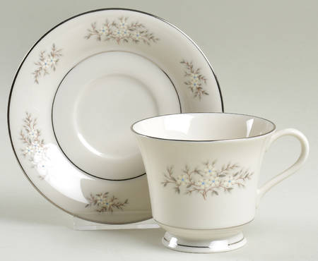 Canterbury Footed Cup & Saucer Set