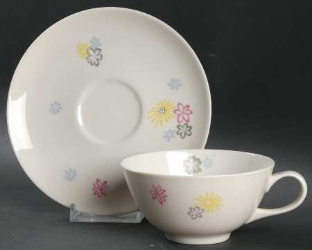 Carousel Flat Cup & Saucer Set