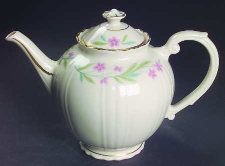 Chester Teapot & Lid