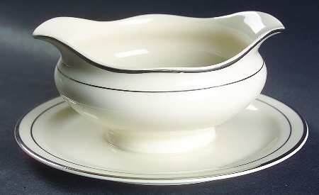 Columbia Gravy Boat with Attached Underplate