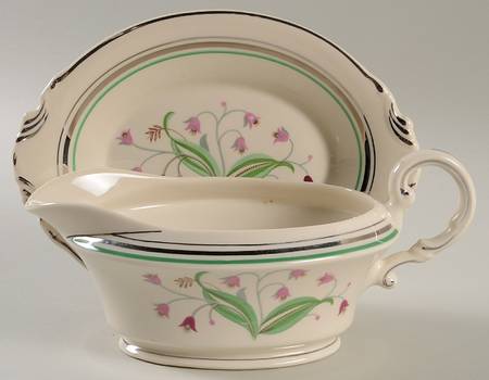Coralbel (Virginia Shape, Platinum Trim) Gravy Boat & Underplate/Relish by Syracuse